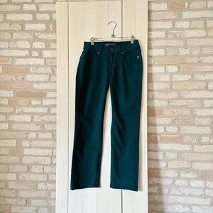 Levi's Women's Straight Leg Jeans - Dark Green
